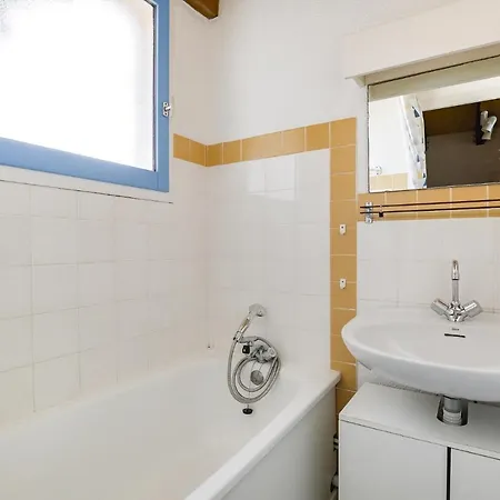 Mezzanine A 300m De La Avec Parking - Fr-1-521-48 아파트 *