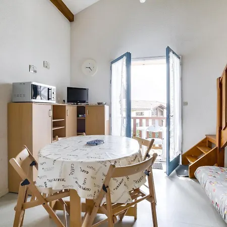 Mezzanine à 300m De La Avec Parking - Fr-1-521-48 *