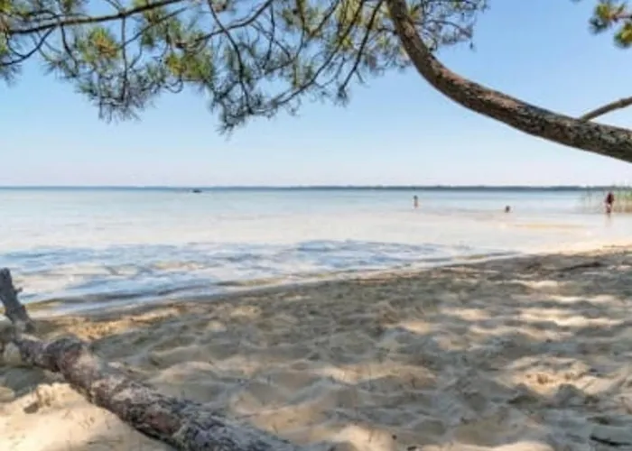 Mezzanine à 300m De La Avec Parking - Fr-1-521-48 *